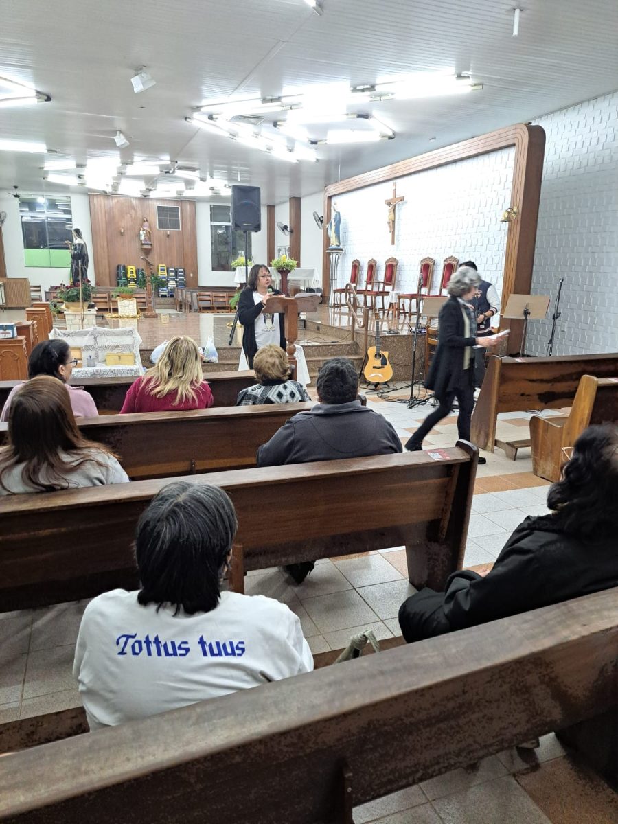 12 08 Semana da Família Grupo de Oração JTJ (1)