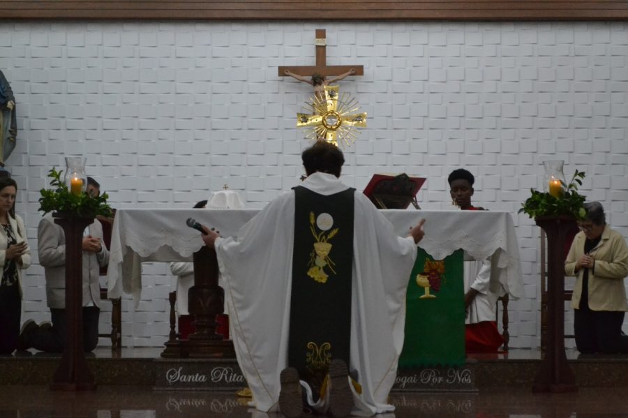 12 Horas de Adoração - 3 Congresso Eucarístico da Diocese de Bauru (35)
